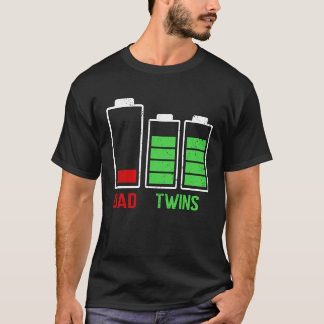Camiseta Tired Dad Low Battery Twins Full Charge Father's D (Anverso)