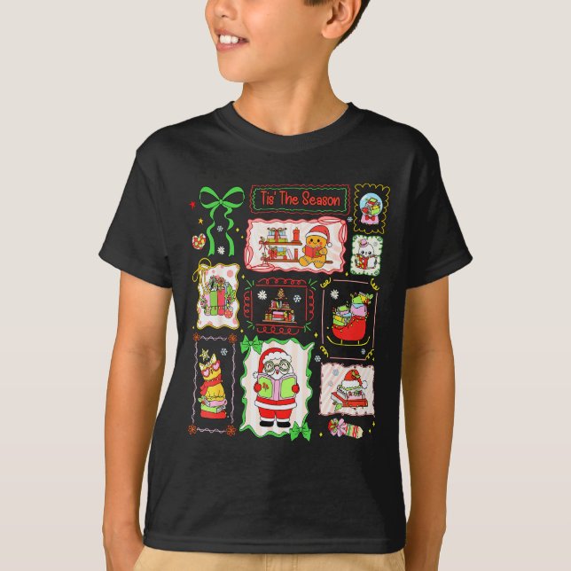 Camiseta Tis The Season Christmas Gingerbread Santa Book Te (Anverso)