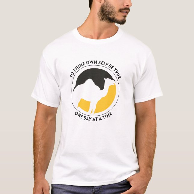 Camiseta To Thine Own Self – Negro/Oro (Anverso)