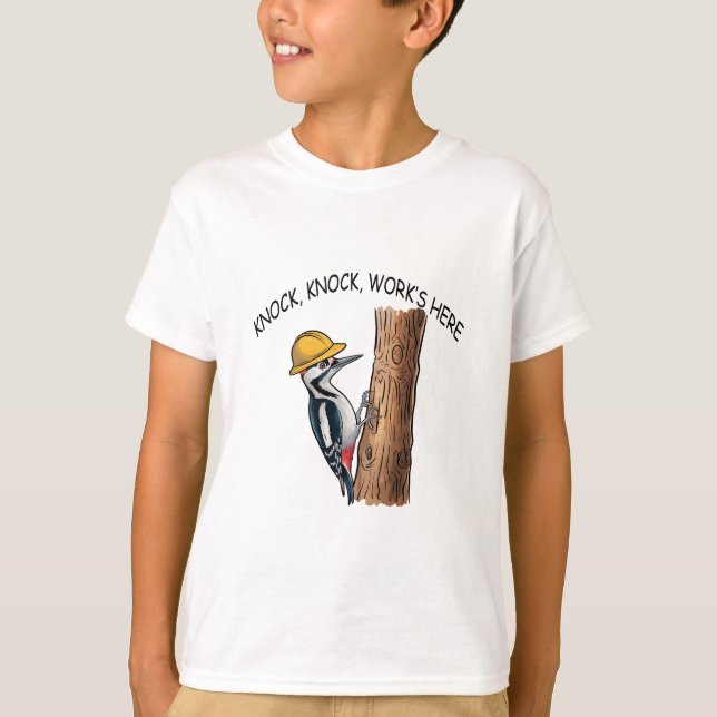 Camiseta Toc, Toc, el trabajo está aquí (Anverso)