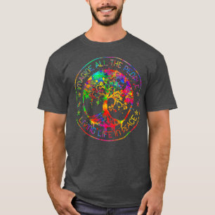 Camiseta Toda La Gente Se Imagina Viviendo La Vida En Paz.