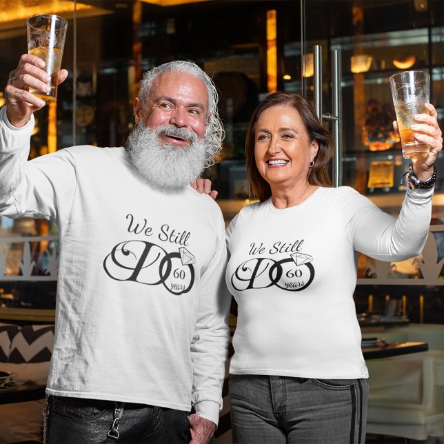 Camiseta Todavía hacemos Personalizado de tipografía de ani (Subido por el creador)