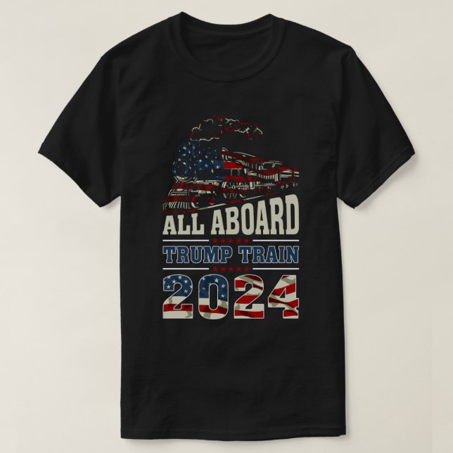 Camiseta Todo a bordo del tren Trump 2024 bandera estadouni (Diseño del anverso)
