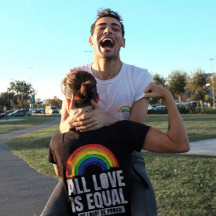 Camiseta Todo el amor es igual orgullo LGBT igualdad de der