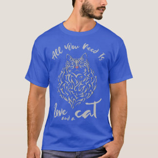 Camiseta Todo lo que necesitas es amor y un gato