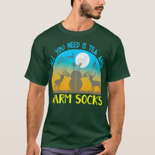 Camiseta Todo lo que necesitas es té y calcetines calientes