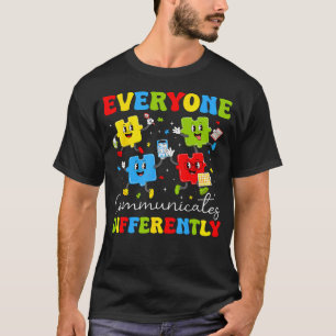 Camiseta Todos se comunican de manera diferente Autismo