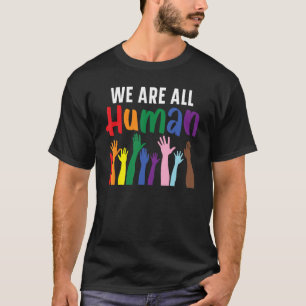 Camiseta Todos somos el mes del orgullo arcoiris humano LGB