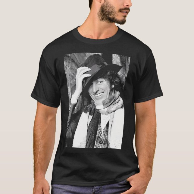 Camiseta Tom Baker El Cuarto Doctor Who 1975 (Anverso)