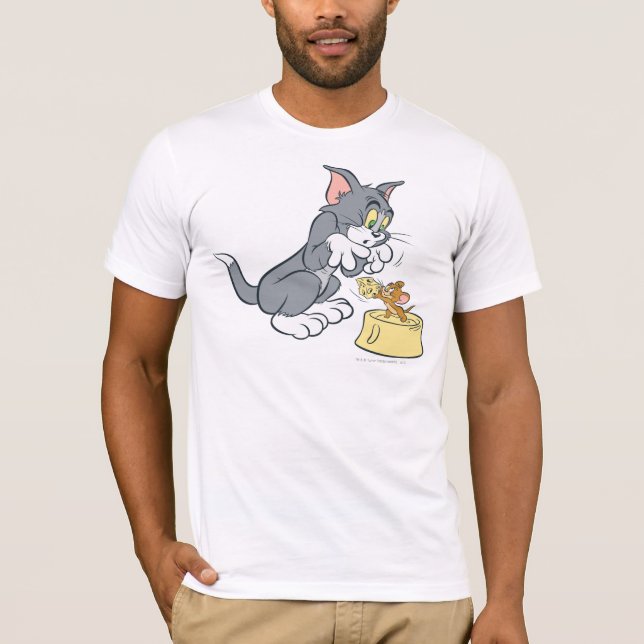 Camiseta Tom y Jerry alimentan al gato (Anverso)
