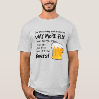 Camiseta Toma unas cervezas con las voces en mi cabeza-Clar