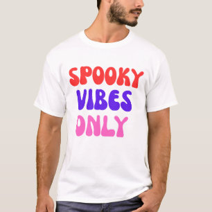 Camiseta Tono Espeluznante Retro Sólo Tipografía de Hallowe