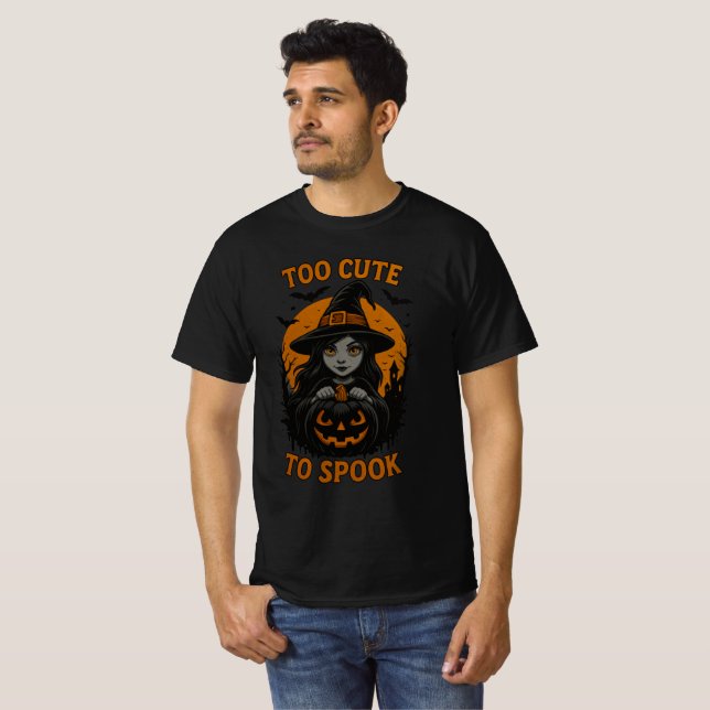 Camiseta Too Cute to Spook Witch & Pumpkin Design (Anverso completo)