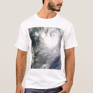 Camiseta Tormenta tropical Koppu que acerca a avistamiento