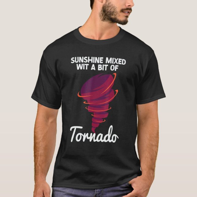 Camiseta Tornado Storm Hurricane Weather Meteorologist Torn (Anverso)