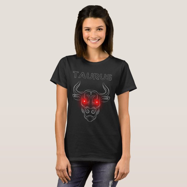 Camiseta Toro oscuro de ojos rojos Taurus (Anverso completo)