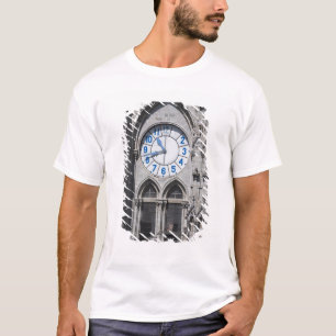 Camiseta Torres del reloj en la Basílica Nacional, Ecuador