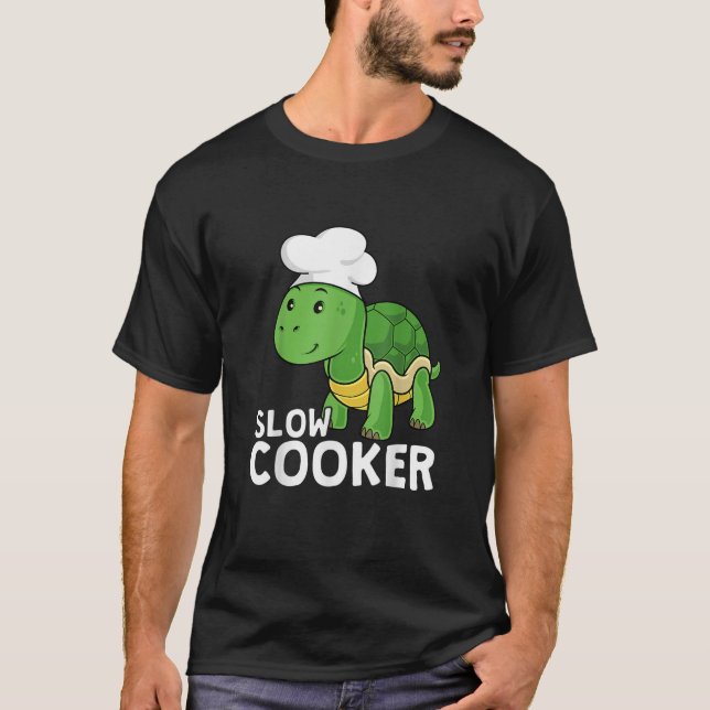Camiseta Tortuga Divertida Chef de Olla de Cocimiento Lento (Anverso)
