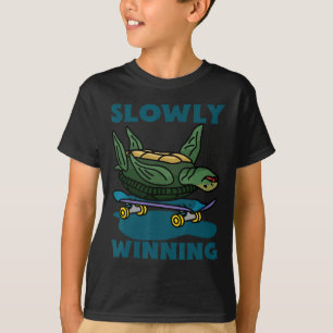 Camiseta Tortuga Divertida Patinando Lentamente Ganando Jue