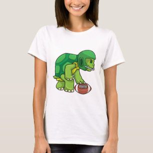 Camiseta Tortuga en deportes con fútbol y casco