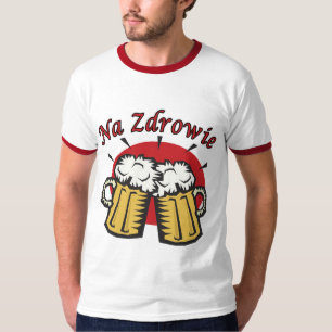 Camiseta Tostada del Na Zdrowie con las tazas de cerveza