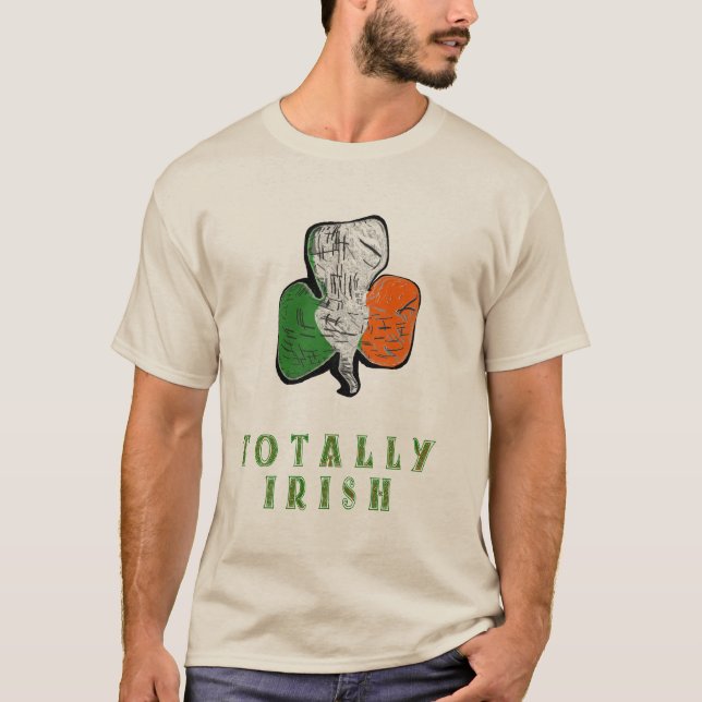 CAMISETA TOTALMENTE IRLANDÉS (Anverso)