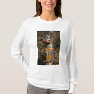 Camiseta Tótem en un parque en Ottawa, Ontario, Canadá