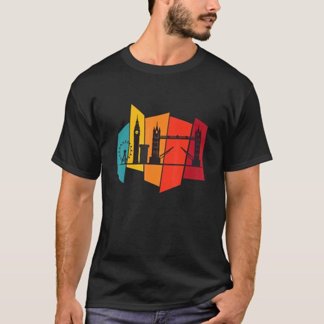 Camiseta Tower Bridge of London Skyline Retro England (Anverso)