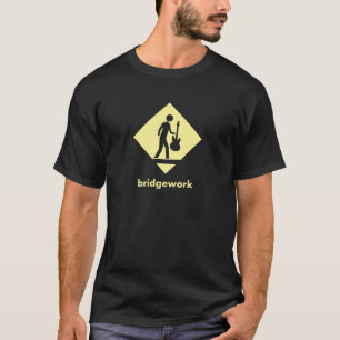 Camiseta Trabajo de novias "Músico cruzando" negro