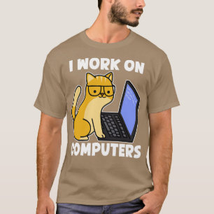 Camiseta Trabajo En Computadoras Cat Y Computadora Cute Kit