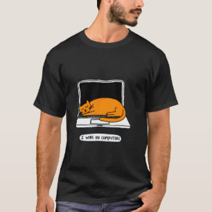 Camiseta Trabajo en computadoras Gato divertido Humor tecno
