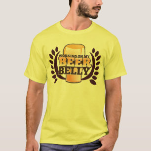 Camiseta TRABAJO EN MI diseño del BELLY de CERVEZA