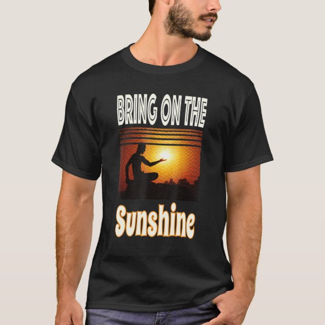 Camiseta Traer El Sol Casual Vintage Retro Summer (Anverso)