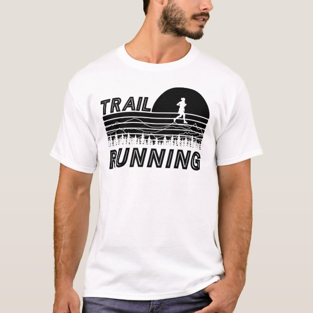 Camiseta Trail Running im Sonnenuntergang mit Bergen  (Anverso)