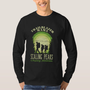 Camiseta Trailblazer Mama Scaling Peaks & Inspiring Adventu
