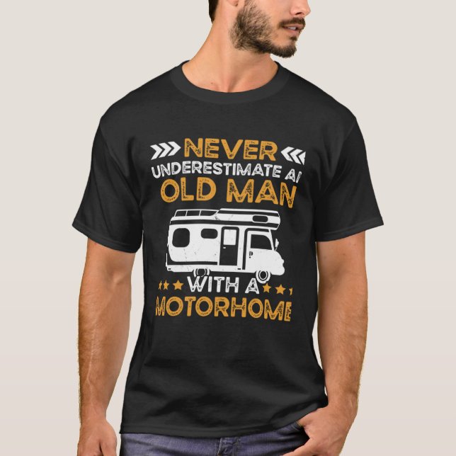 Camiseta Travel Camper Old Man With A Motorhome Camping (Anverso)