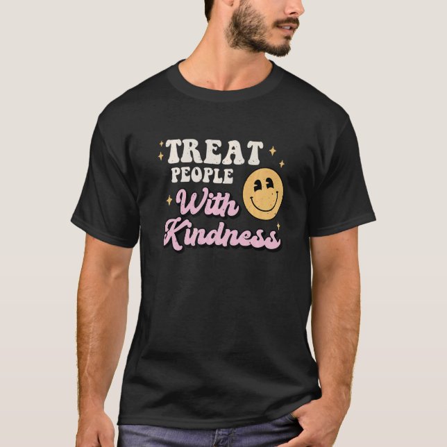 Camiseta Treat People With Kindness TPWK Trendy Preppy   (Anverso)