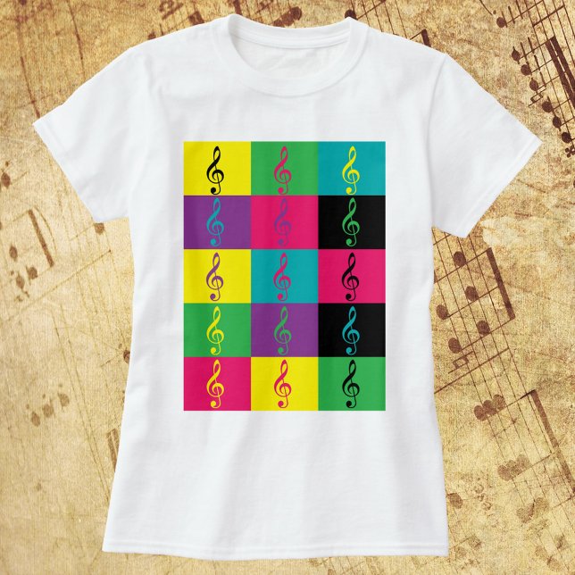 Camiseta Treble Clef Music Pattern Brillante Colorido (A tshirt with a pattern of colorful treble clefs.)