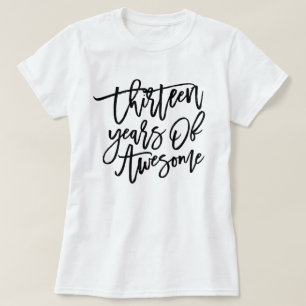 Camiseta Trece años de escritura el   negra impresionante