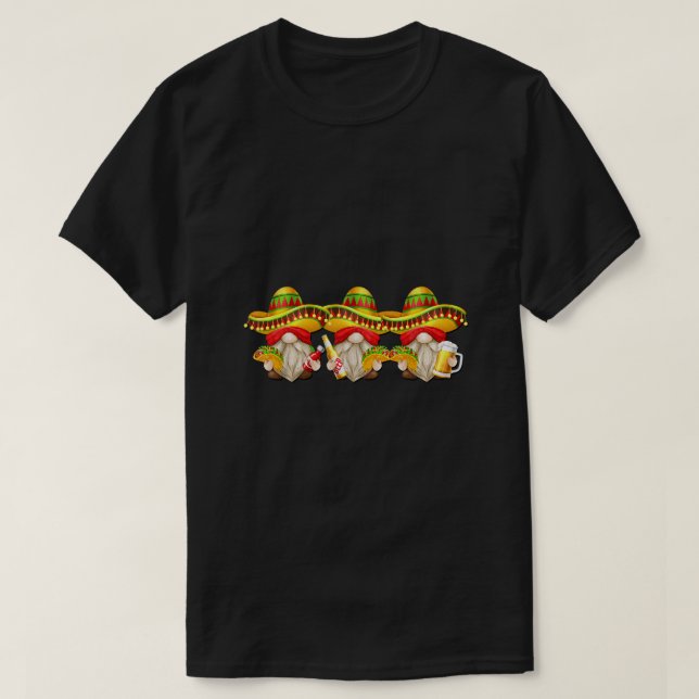 Camiseta Tres Amigos Con La Fiesta Mexicana Gnomé Por Cinco (Diseño del anverso)