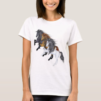 Camiseta Tres camisas de Stallions salvajes