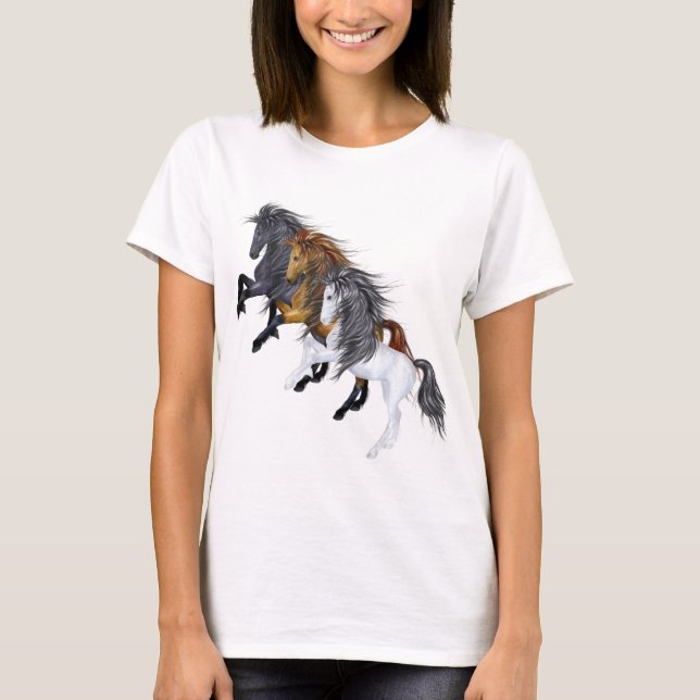 Camiseta Tres camisas de Stallions salvajes (Anverso)