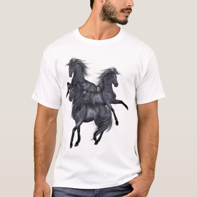 Camiseta Tres camisas negras y salvajes de Stallions (Anverso)
