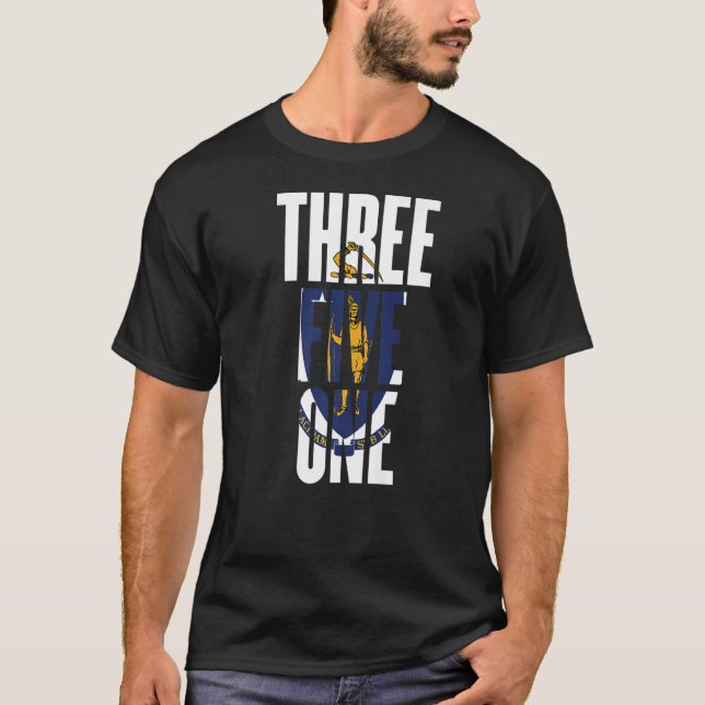 Camiseta Tres cinco uno 351 código de área Lowell Massachus (Anverso)