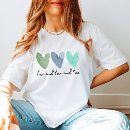 Camiseta Tres Corazones de color de agua con texto de perso