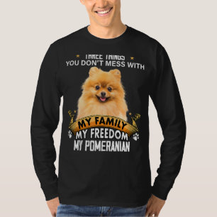 Camiseta Tres cosas que no se mezclan con perro pomeraniano