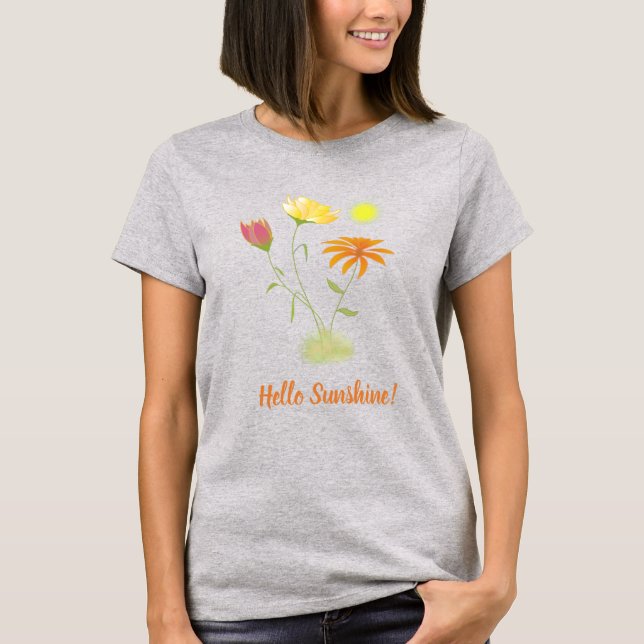 Camiseta Tres flores en el sol - transparente + texto. (Anverso)