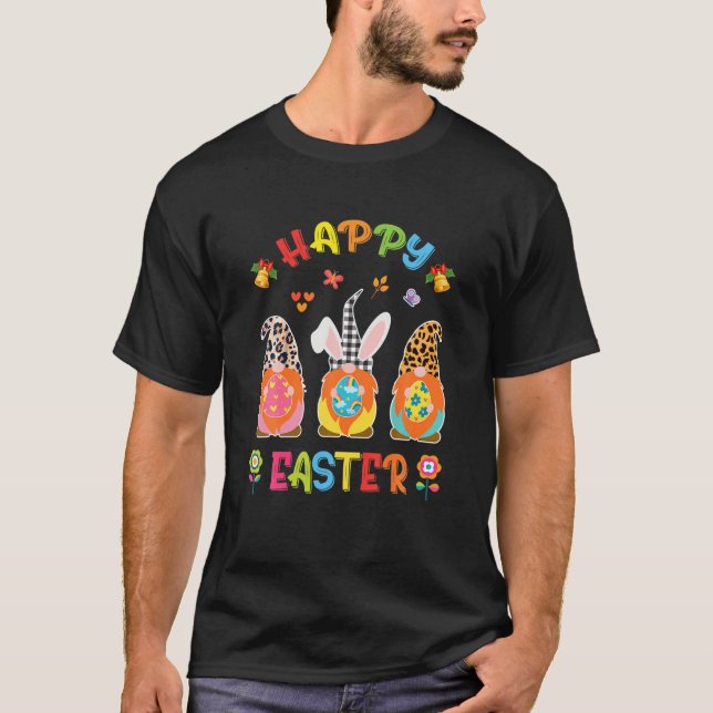 Camiseta Tres Gnomes sosteniendo huevo feliz Día de Pascua  (Anverso)