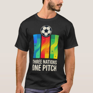 Camiseta Tres Naciones Un Campo de Fútbol