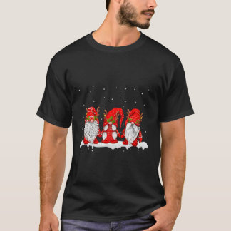 Camiseta Tres nórdicos nómadas invierno elfos suecos